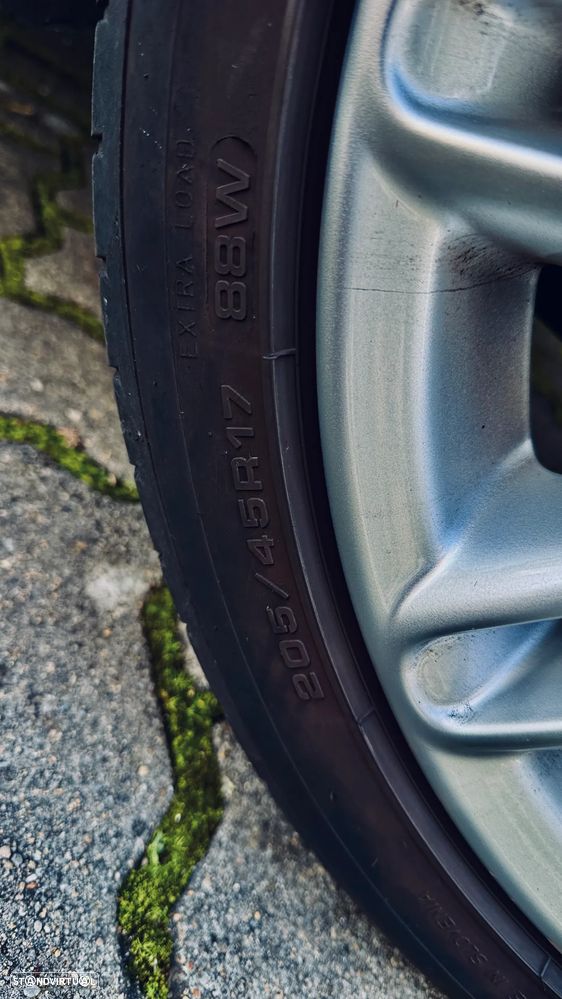 MINI 5 Portas Cooper D Auto - 51