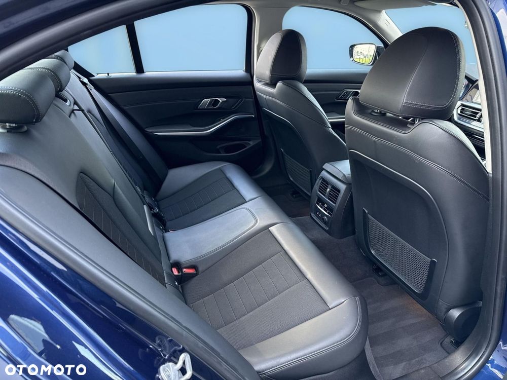 BMW Seria 3 - 19