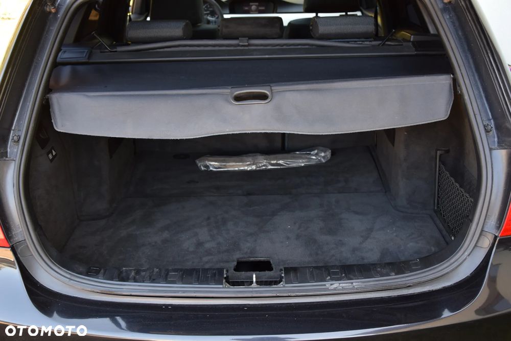 BMW Seria 3 318i - 35