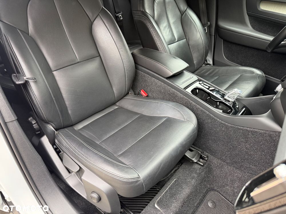 Volvo XC 40 D3 SCR Inscription - 30