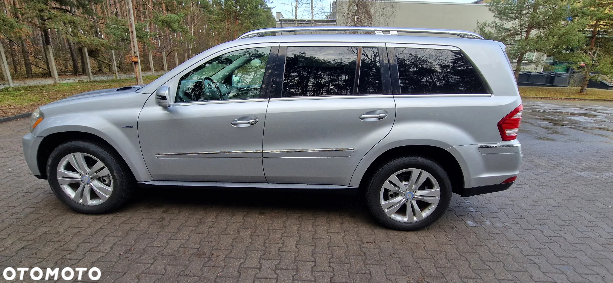 Mercedes-Benz GL 350 BlueTec 4-Matic - 8