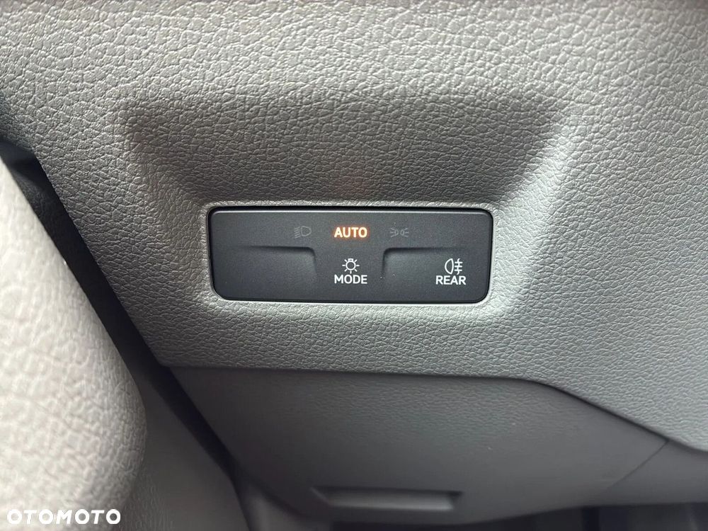 Volkswagen Crafter 35 Furgon L3/H2, 2.0 TDI 140 KM, Wysoki dach, r.o. 3640mm - 33