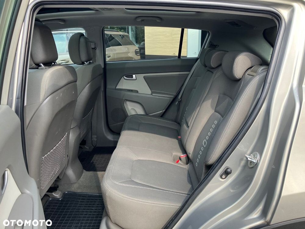 Kia Sportage 2.0 CVVT 4WD Spirit - 7