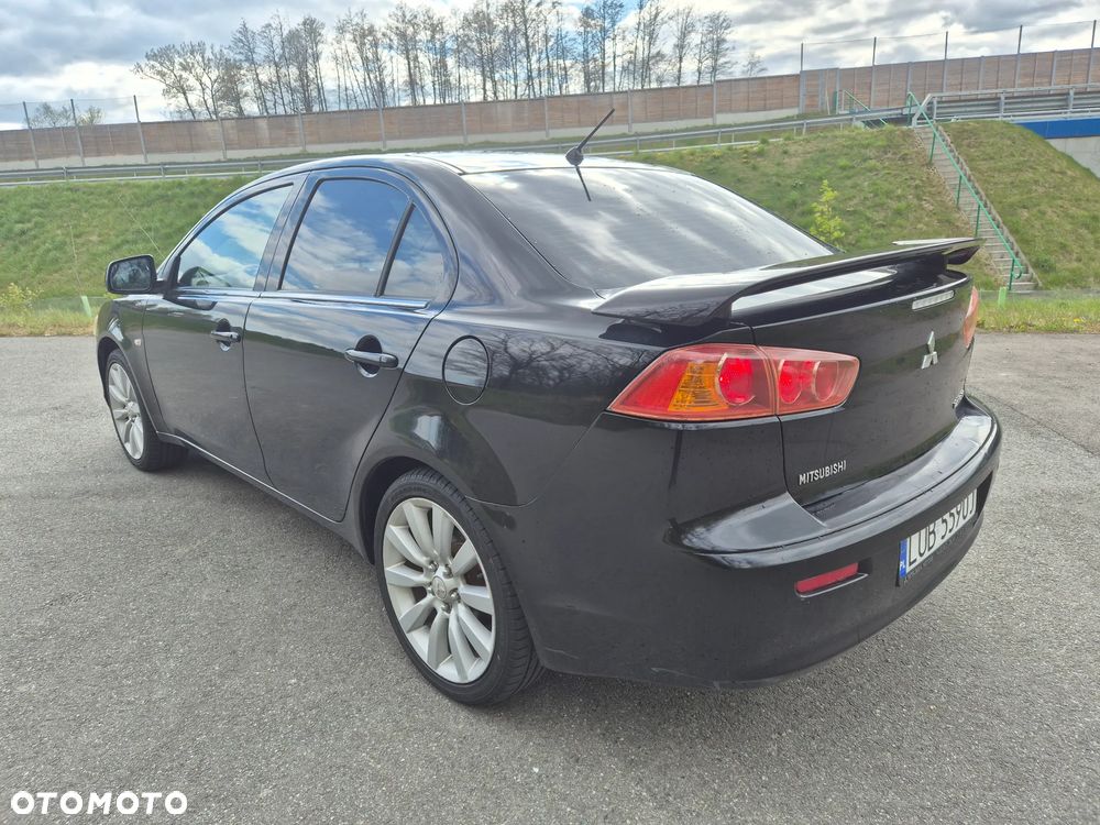 Mitsubishi Lancer 1.8 Intense LPG - 3