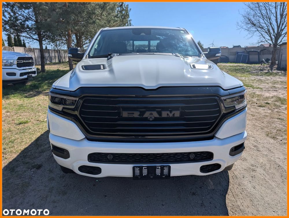 RAM 1500 Crew Cab Laramie - 9