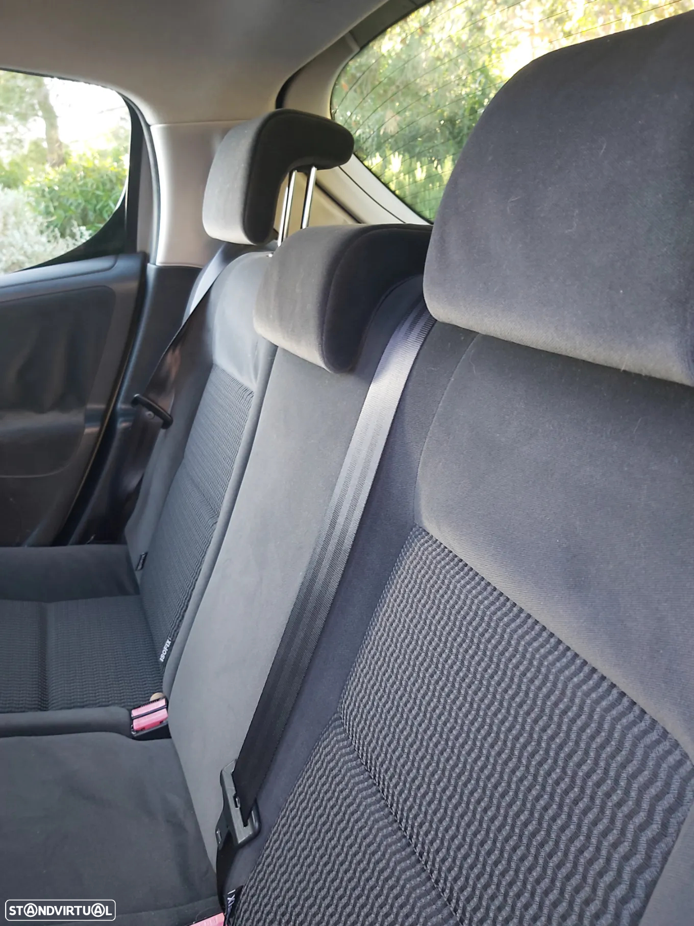 Peugeot 207 1.4 HDi Premium - 10