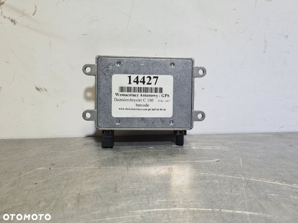DAIMLERCHRYSLER C 180 WZMACNIACZ ANTENOWY / GPS 2118200885 C168 271.946 - 1