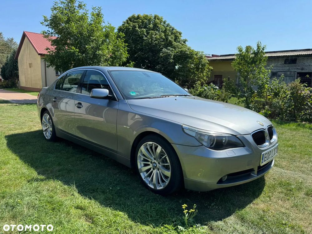 BMW Seria 5 520i - 1