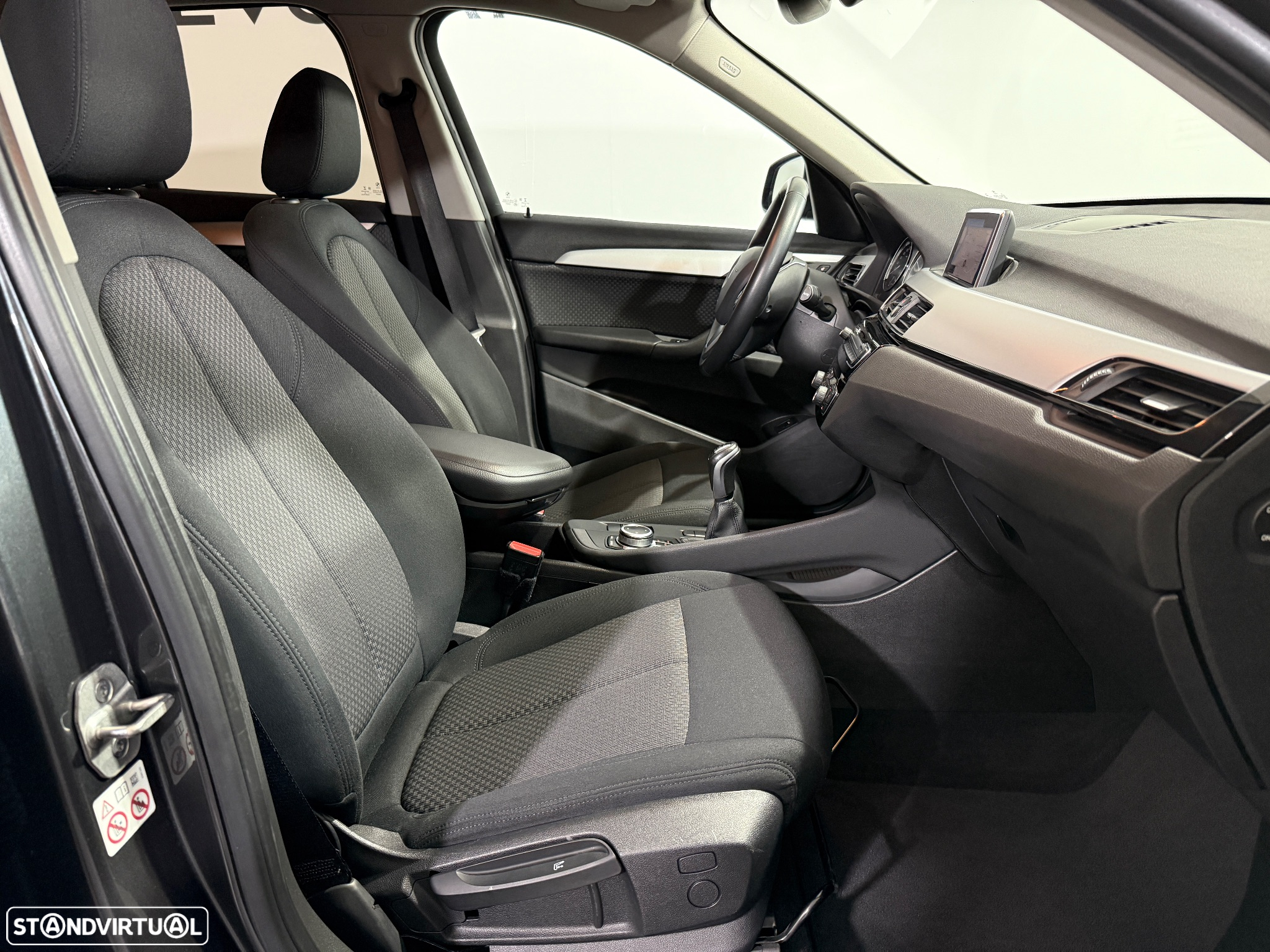 BMW X1 16 d sDrive Line Sport - 16