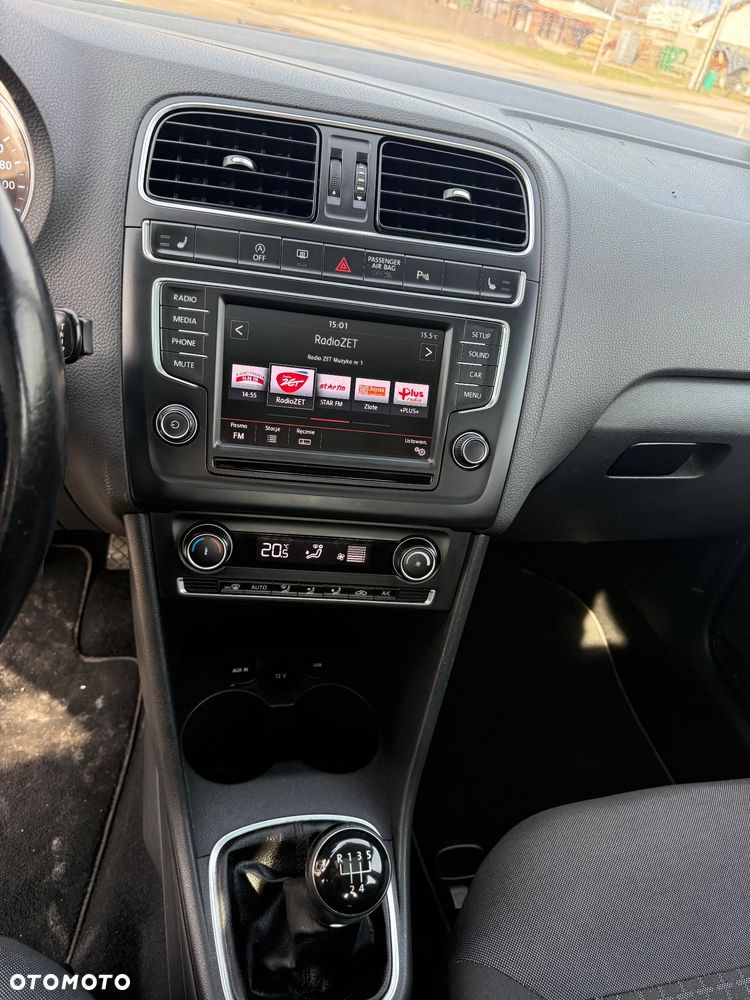 Volkswagen Polo 1.4 TDI (Blue Motion Technology) Comfortline - 10