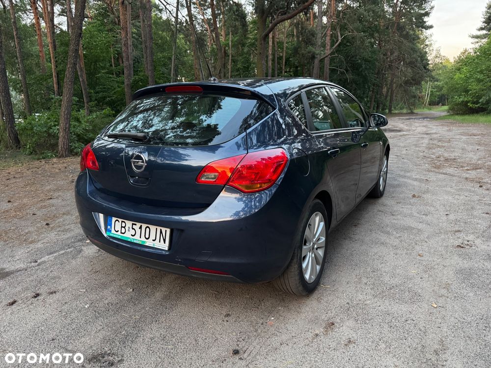 Opel Astra 1.6 - 4