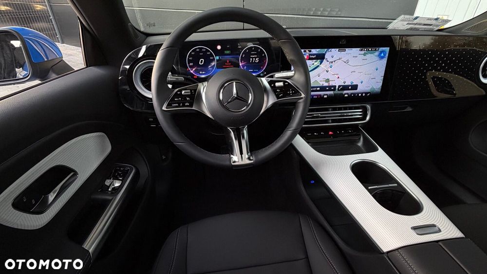 Mercedes-Benz CLA - 13