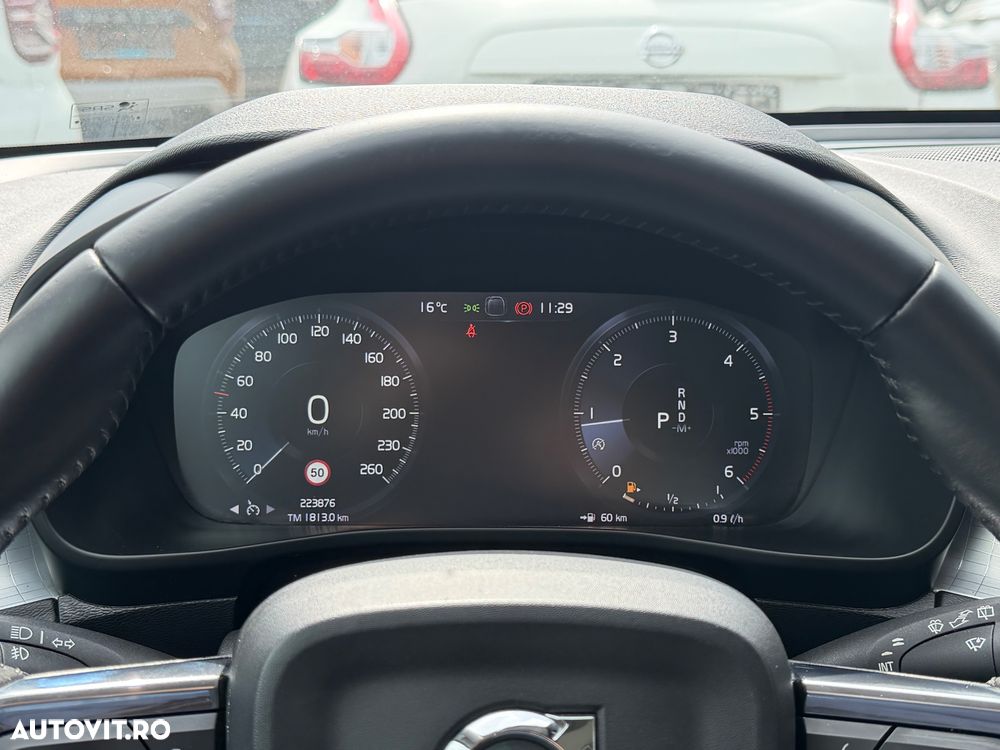 Volvo XC 40 D4 AWD Inscription - 27