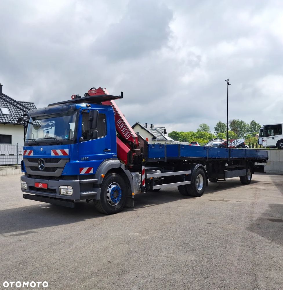 Mercedes-Benz Axor 1933 HDS FASSI F135 17 Metrów Wysięgu Żuraw Skrzynia Siodło Zawieszenie Resor 2010r Przyczepa Łączna Długość Ładunku 11 Metrów Transport Ładunków Dłużycowych Do Zbrojenia Do Budowlanki - 3