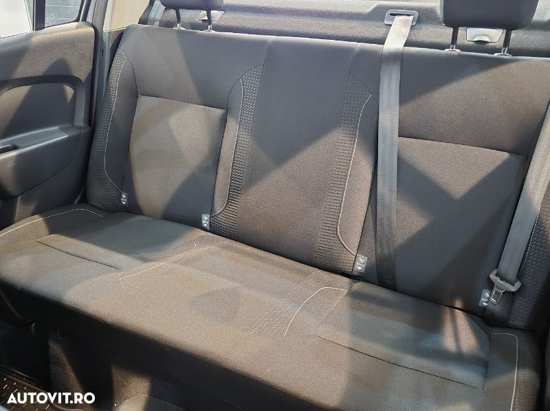 Dacia Logan 1.5 75CP Ambiance - 14