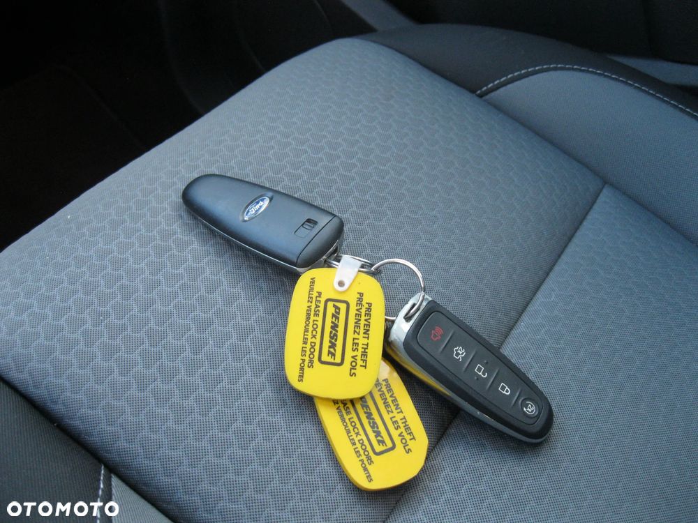 Ford Escape - 13