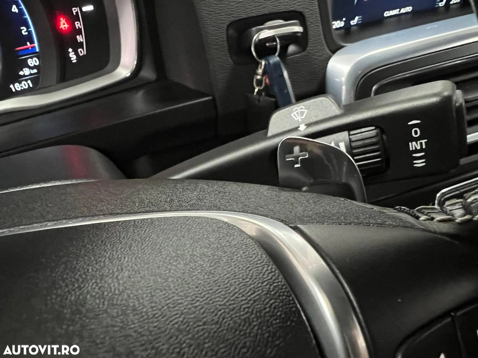 Volvo S60 T5 Momentum - 20