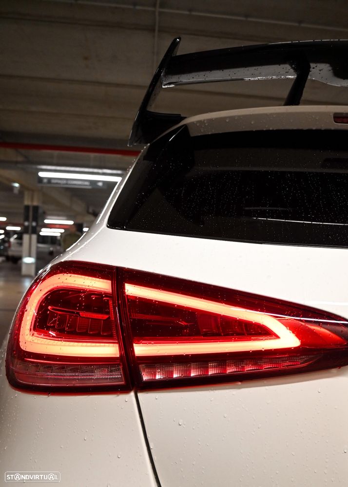 Mercedes-Benz A 250 7G-DCT Advanced AMG Line - 12