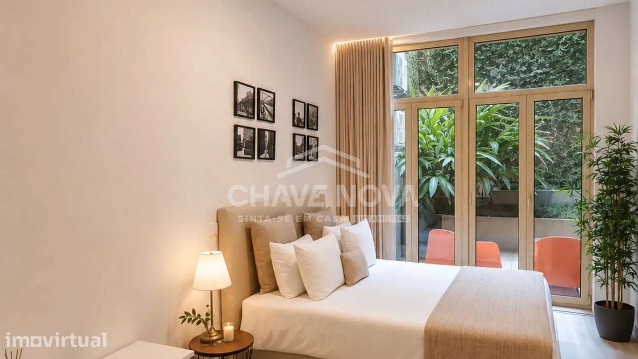 Prédio renovado no centro da cidade do Porto Refª FAF/00008/RS - Grande imagem: 2/8