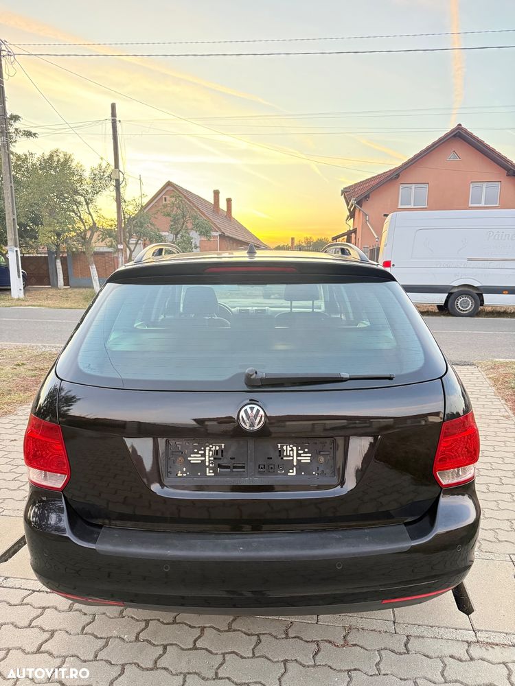 Volkswagen Golf - 5
