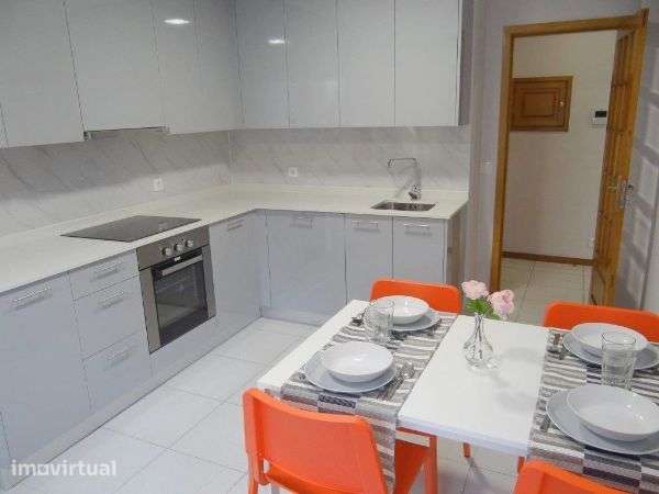 Quarto junto ao centro da cidade - Grande imagem: 3/6