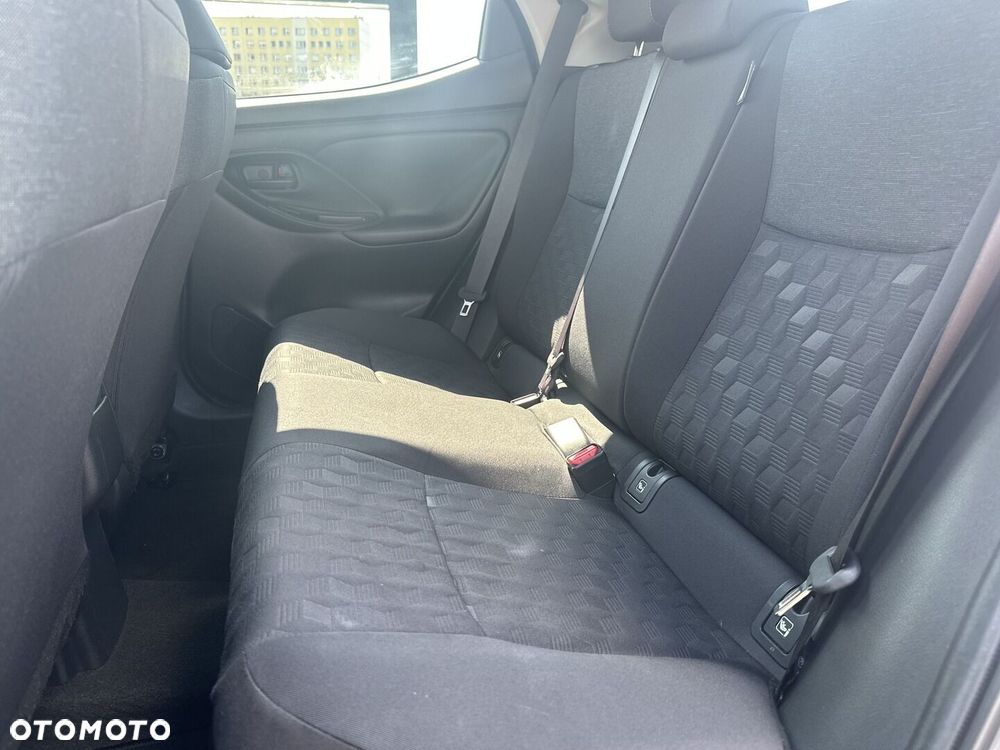 Toyota Yaris Hybrid 1.5 Style - 12