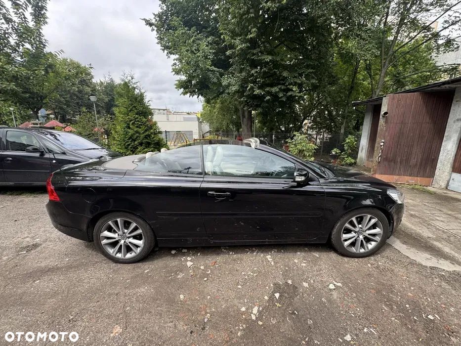 Volvo C70 T5 Momentum - 6