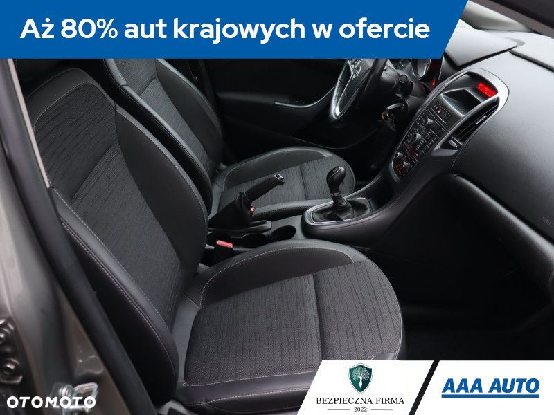 Opel Astra - 10