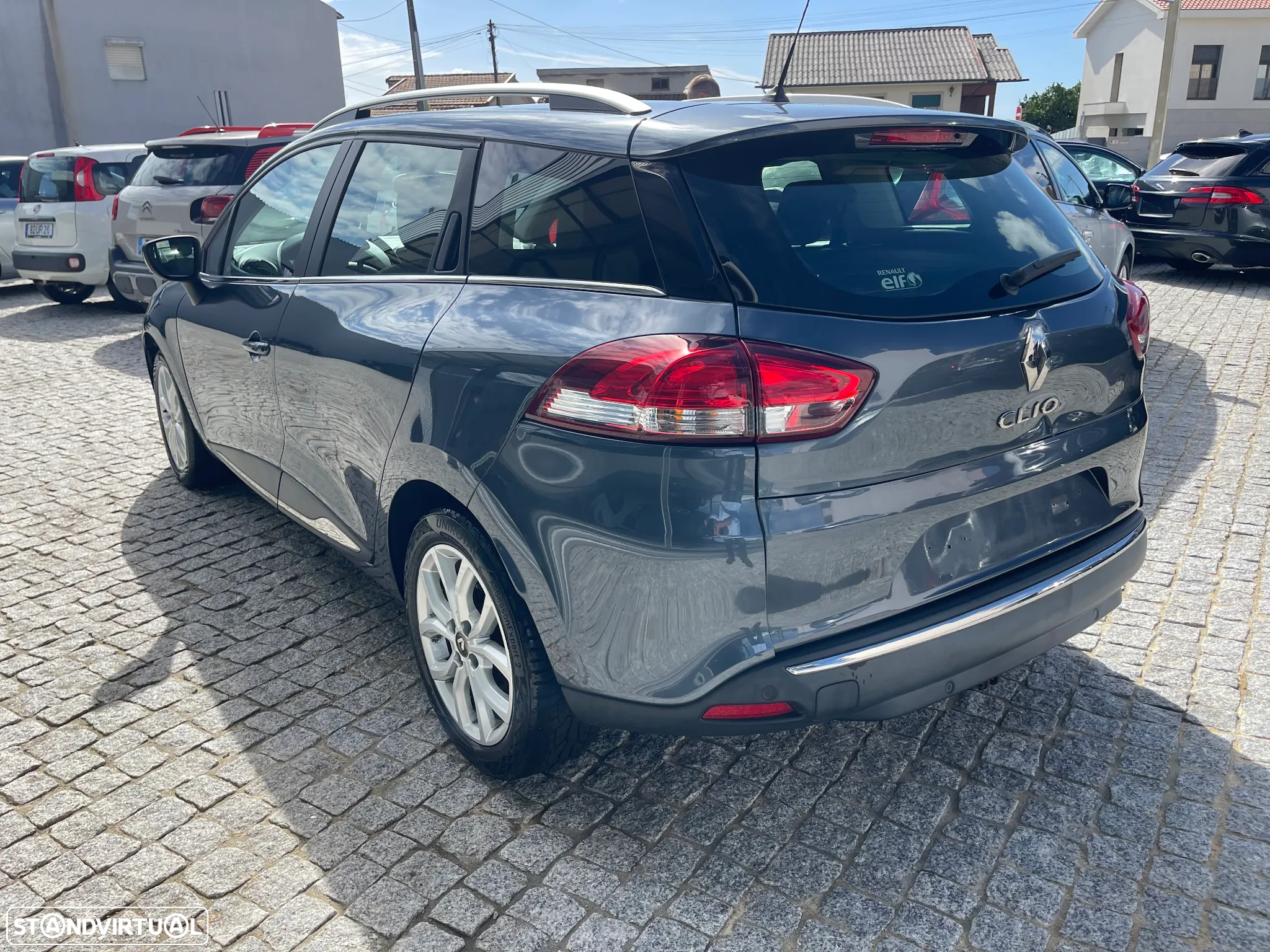 Renault Clio Sport Tourer (Energy) dCi 90 Start & Stop INTENS - 10