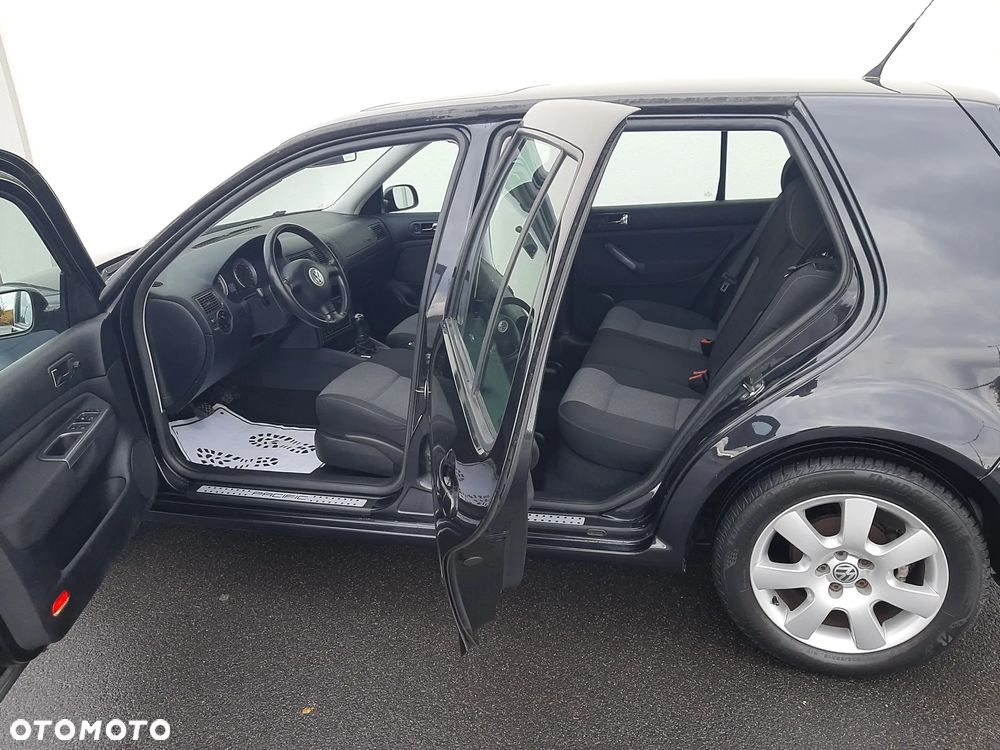 Volkswagen Golf IV 1.6 Highline - 7