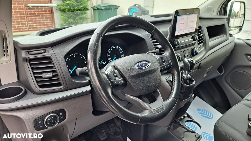 Ford CUSTOM VAN TREND L1H1 FWD - 19