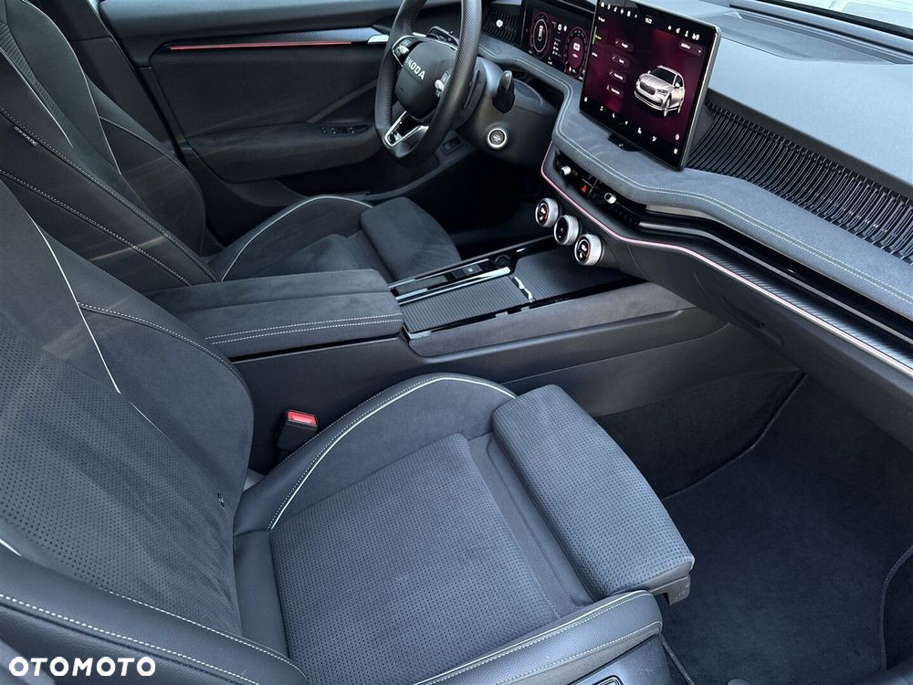 Skoda Superb 2.0 TSI Sportline DSG - 8