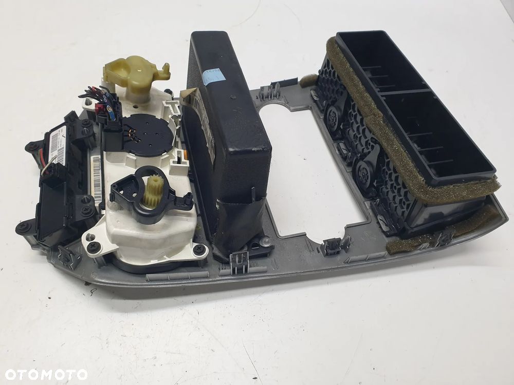 RAMKA ŚRODKOWA PANEL KLIMATYZACJI DODGE CALIBER 12861864 - 7