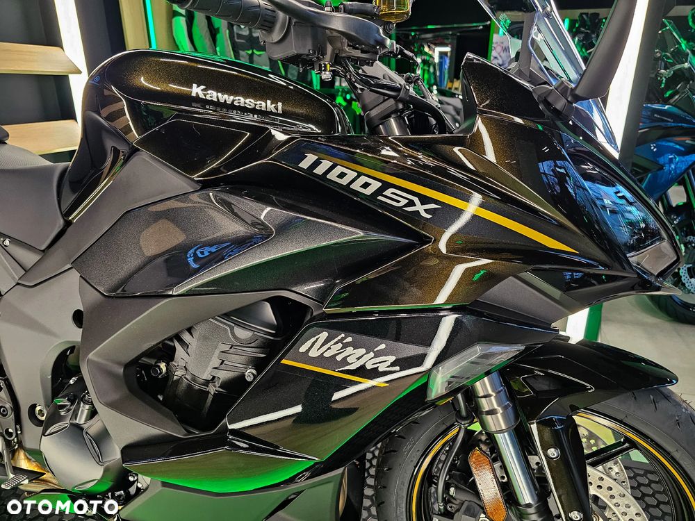 Kawasaki Ninja 1000 SX - 8