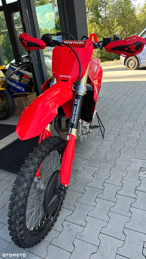 Honda CRF - 12