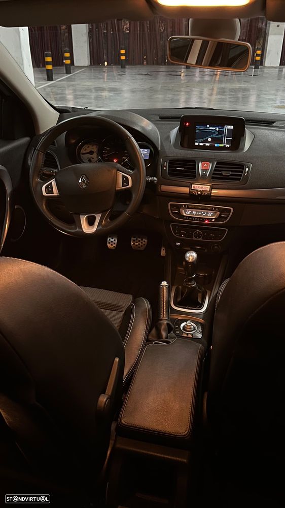 Renault Mégane Sport Tourer 1.5 dCi GT Line SS - 18