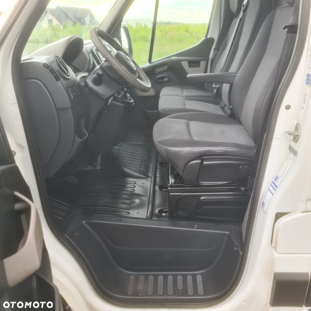 Nissan NV400 - 20
