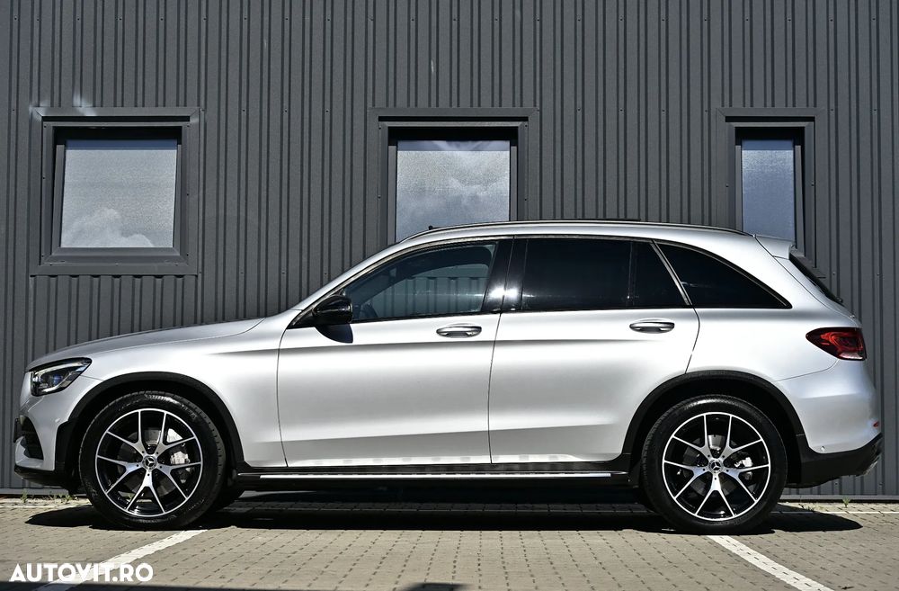 Mercedes-Benz GLC 220 d 4MATIC 9G-TRONIC AMG Line Plus - 21