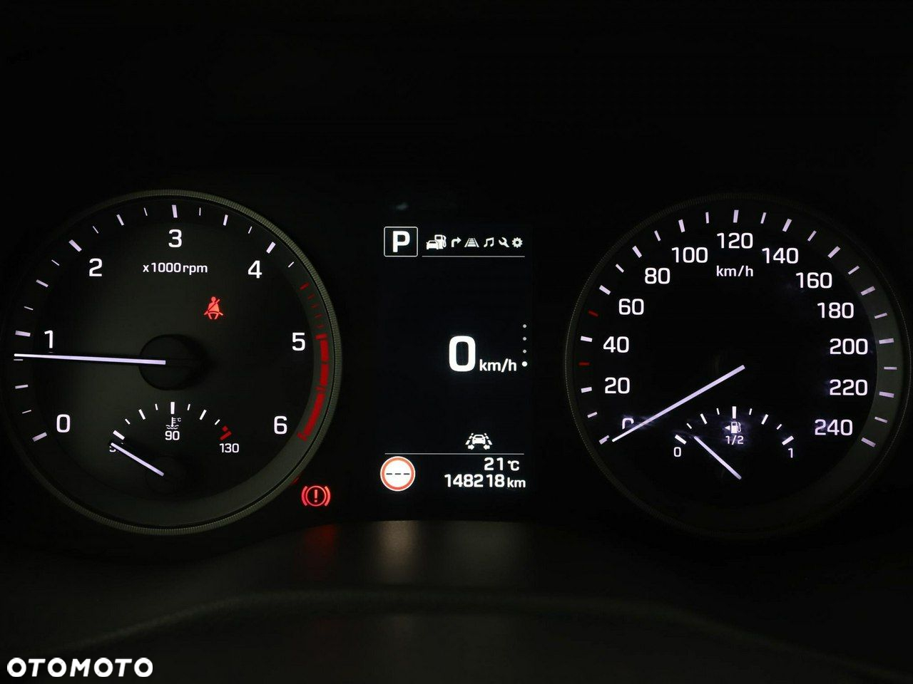 Hyundai Tucson 2.0 CRDi 4WD Automatik Premium - 23