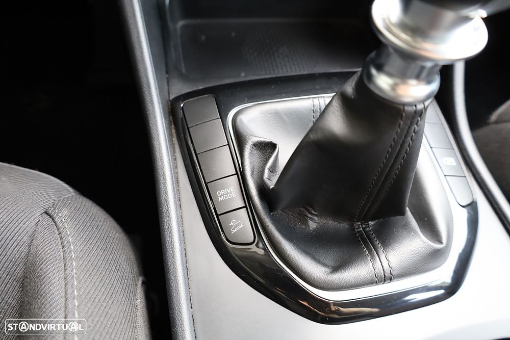 Hyundai Tucson 1.6 CRDi Premium - 22