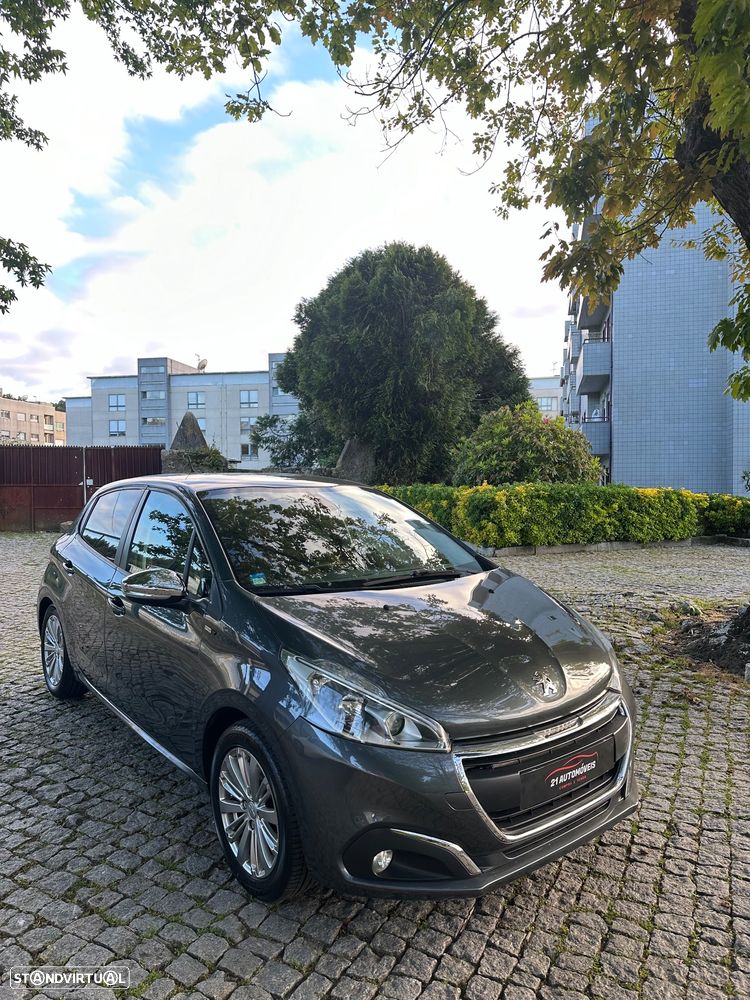 Peugeot 208 1.2 PureTech Style - 3