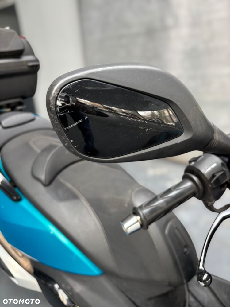 Peugeot Metropolis - 16