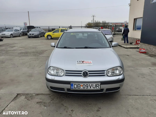 Dezmembram Volkswagen Golf 4 Combi