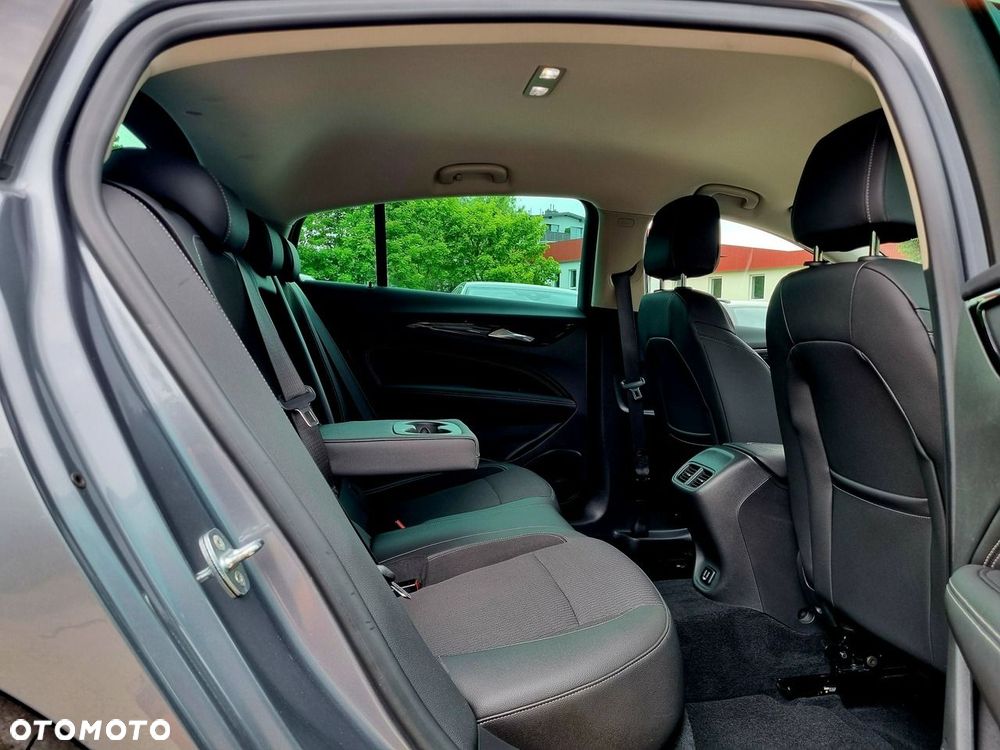 Opel Insignia 1.5 T Innovation S&S - 12