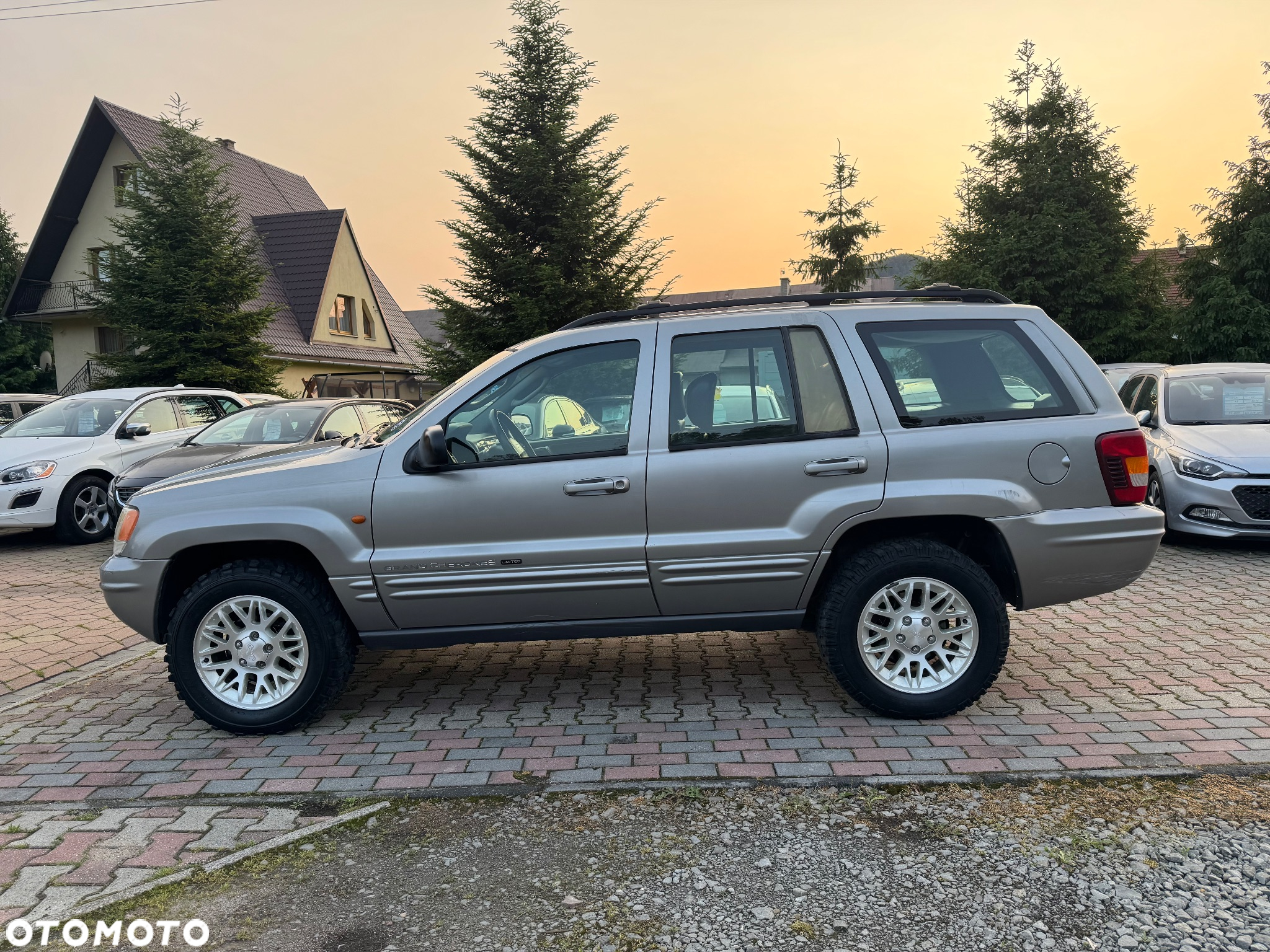 Jeep Grand Cherokee - 6