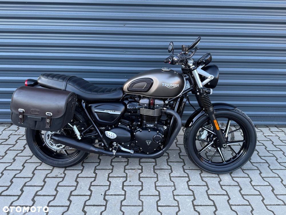 Triumph Street Twin - 2