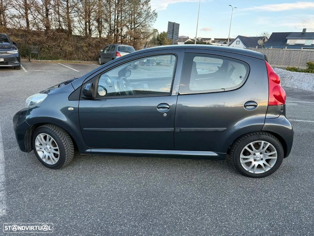 Peugeot 107 - 4