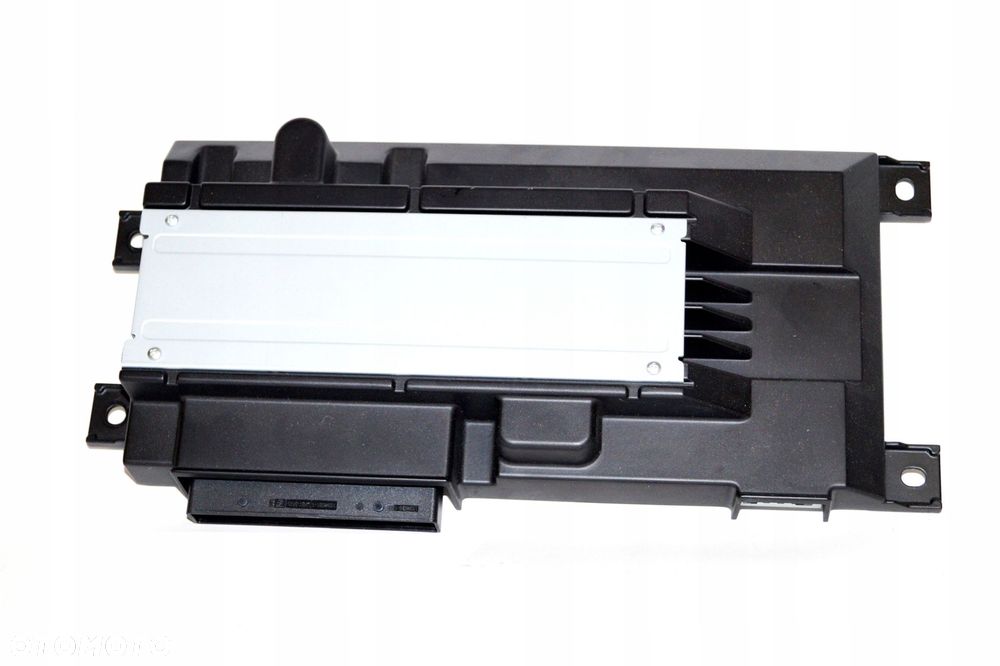 audi a4 8w wzmacniacz bang olufsen 8w0035223 - 1