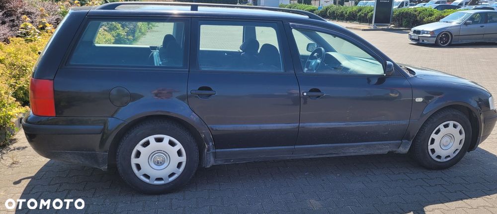 Volkswagen Passat - 2