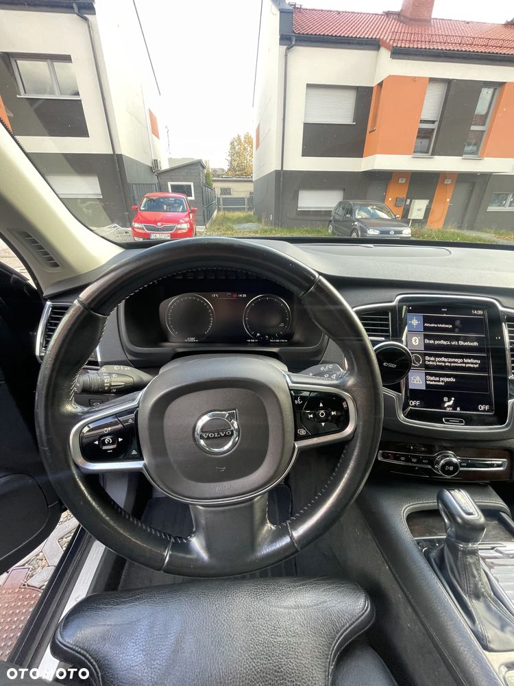 Volvo XC 90 - 16